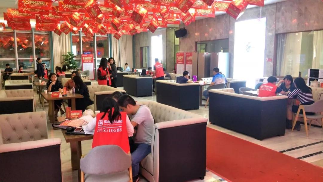 這家公司居然這么火爆，是什么吸引了他們?